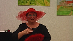 Barbara Metzdorf im Otto-Hue-Haus